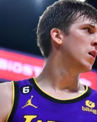 开云-多支球队有意争夺里夫斯 湖人不愿重蹈卡鲁索覆辙