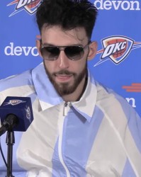 开云体育官网-切特采访全文：我们面对困难时很顽强，现在的成绩就是回报