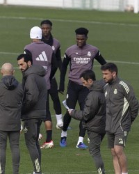 kaiyun-世体：姆巴佩因伤缺席阿韦洛亚首训，平图斯重新归队