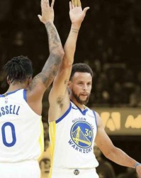 拉塞尔：库里打球时心态不受裁判影响，这就是他成功的原因